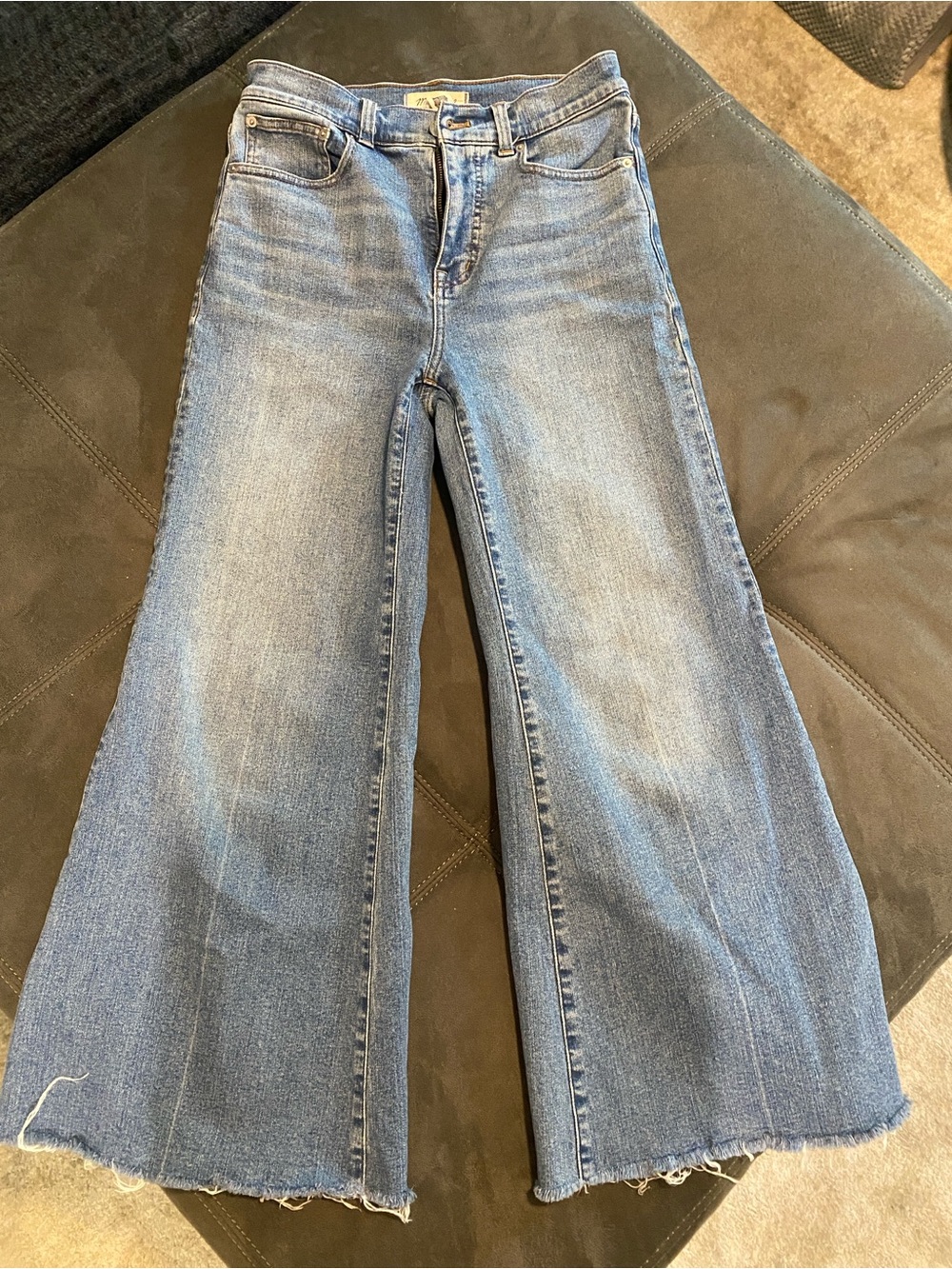 Madewell Light Blue Wide leg Flare Jeans EUC size 26